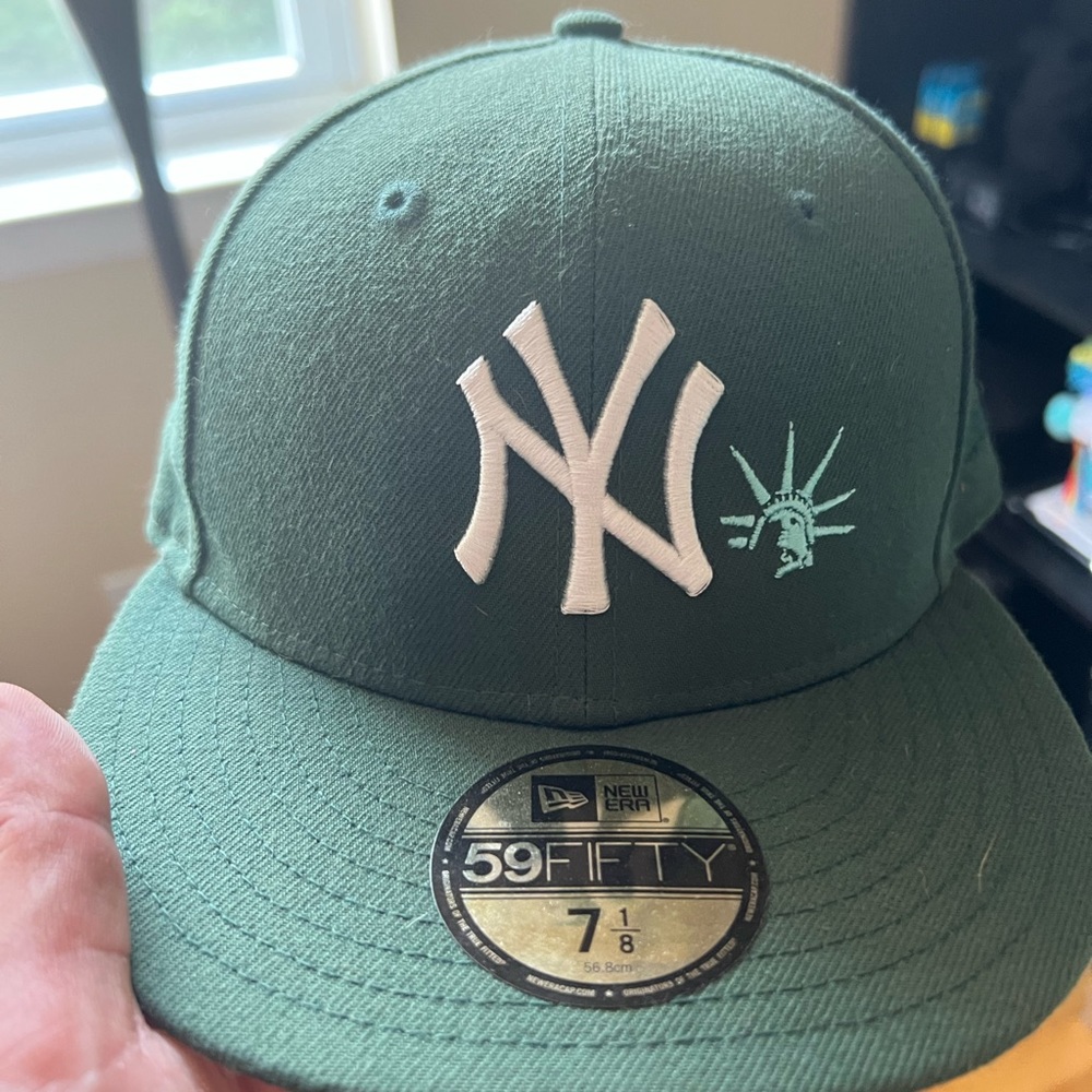 new york yankee hat fitted green
